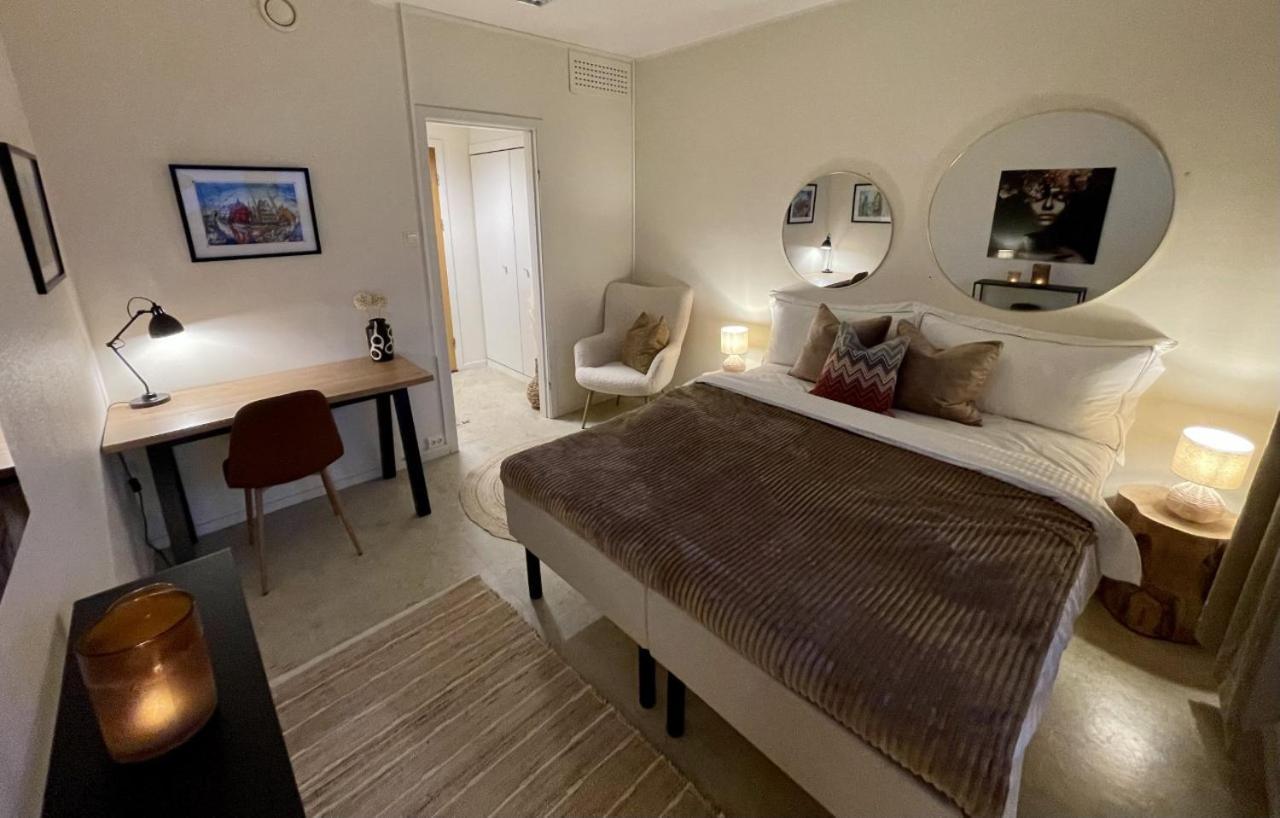 Motel A11